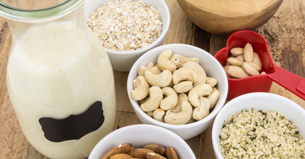 A Plant-Based Doctor’s Take on Choosing a Plant-Based Milk