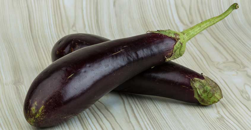 Berenjenas y champiñones con salsa de maní