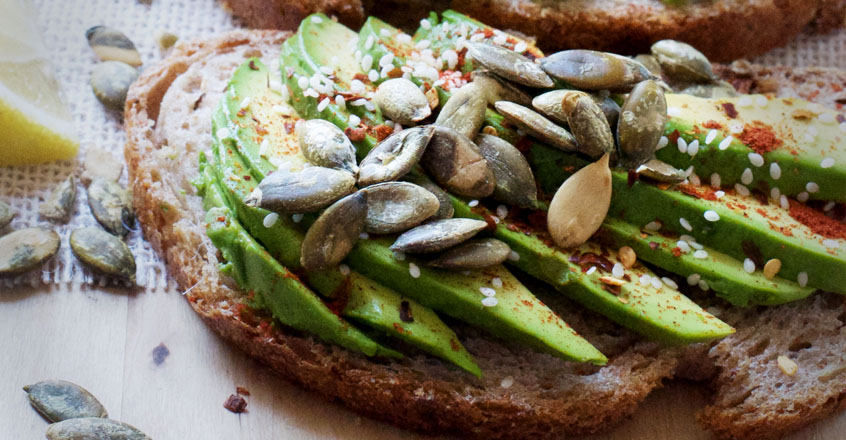 Llamativa tostada de aguacate
