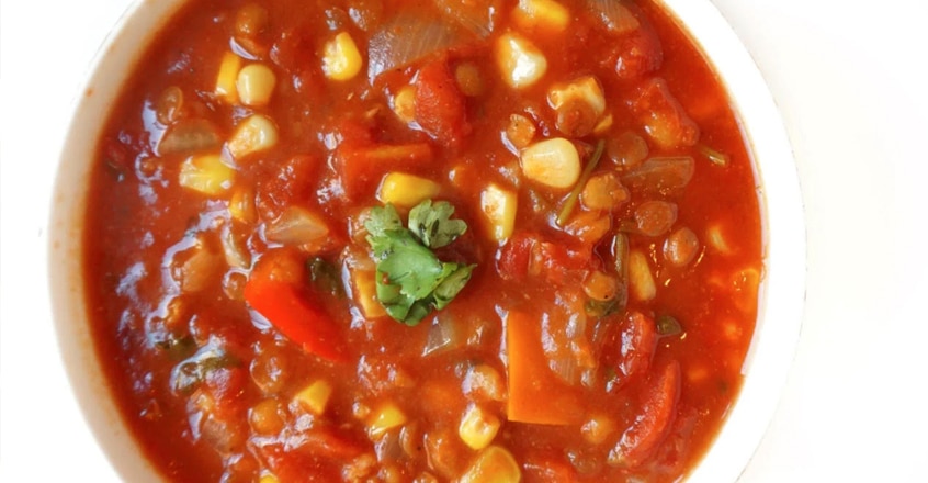 Chili de lentejas a base de plantas de una olla