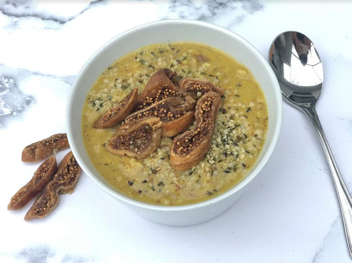 Avena con leche dorada