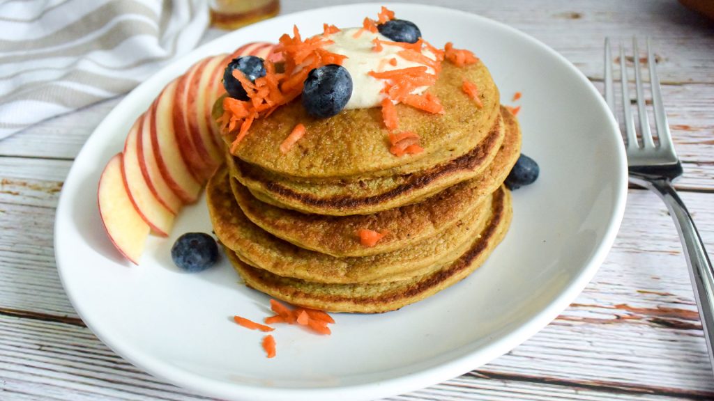 Carrot Cake Oatmeal Pancakes
